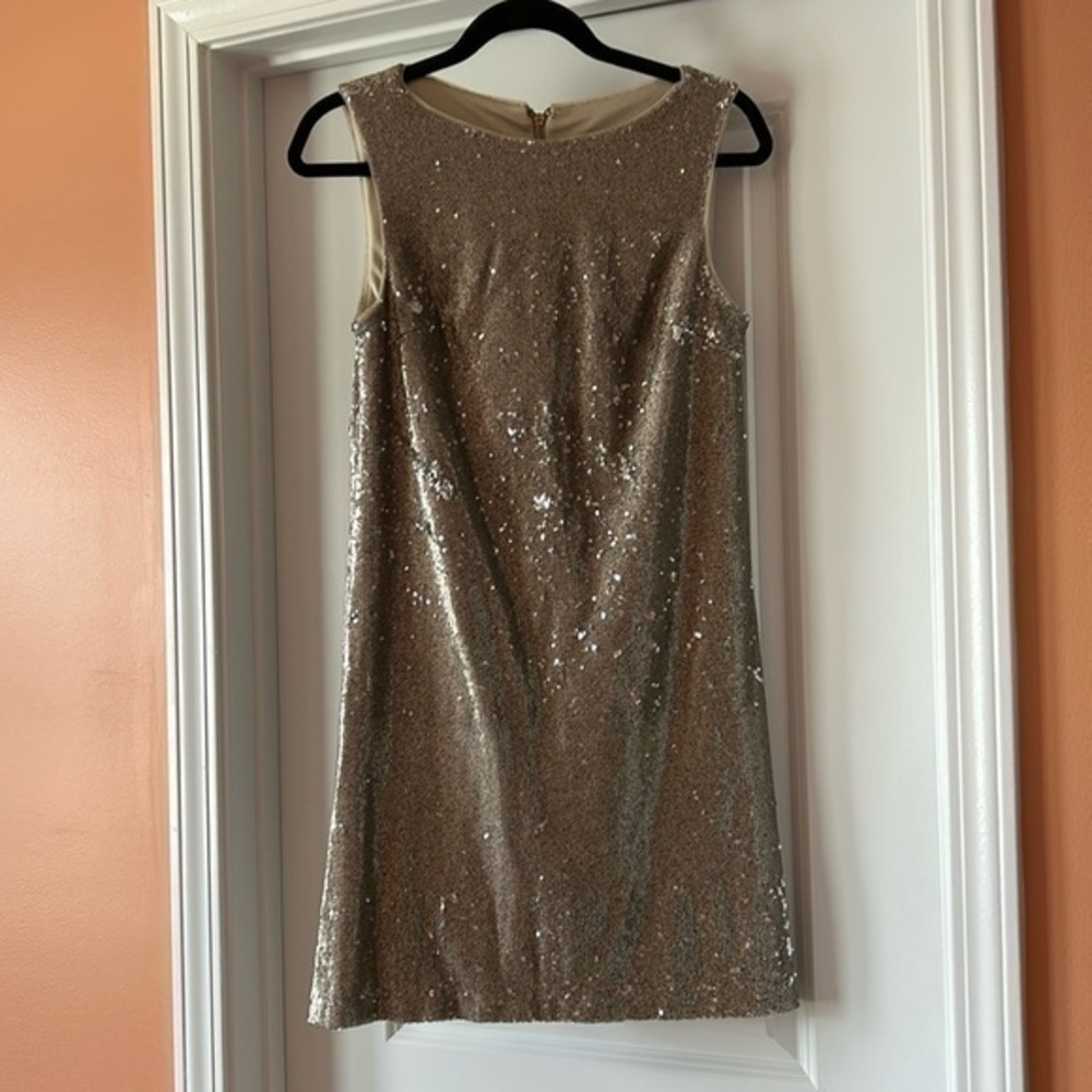 EUC Betsey Johnson Sequin Shift Dress